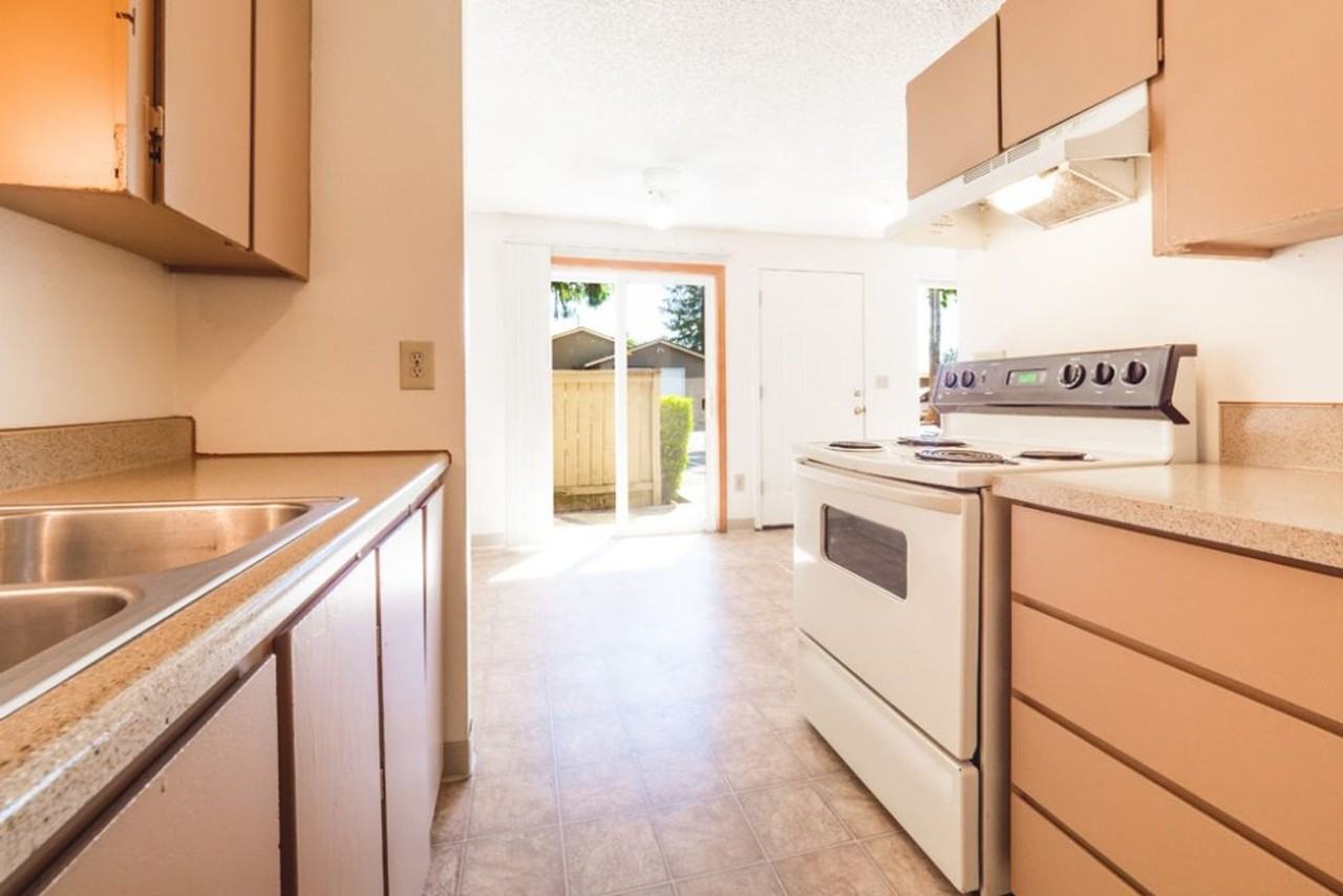 #341 PINE GARDEN APTS - Photo 6 of 29