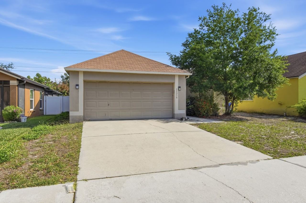 11316 Jim Ct - Photo 2 of 27