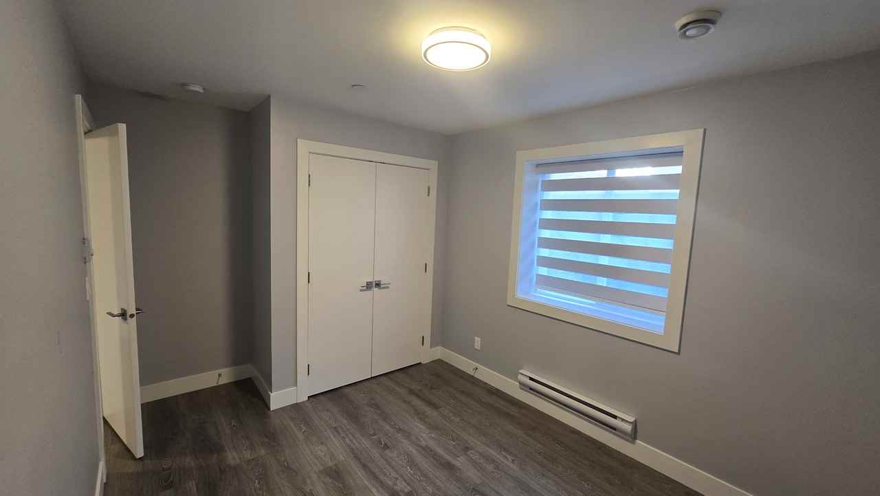 23267 137 Avenue - Photo 5 of 7