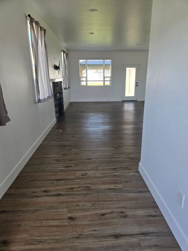 19 E 11th Ct - Photo 3 of 20