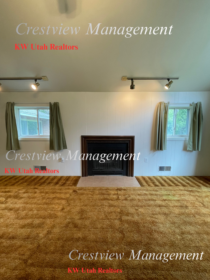 2225 E Fardown Ave - Photo 2 of 18