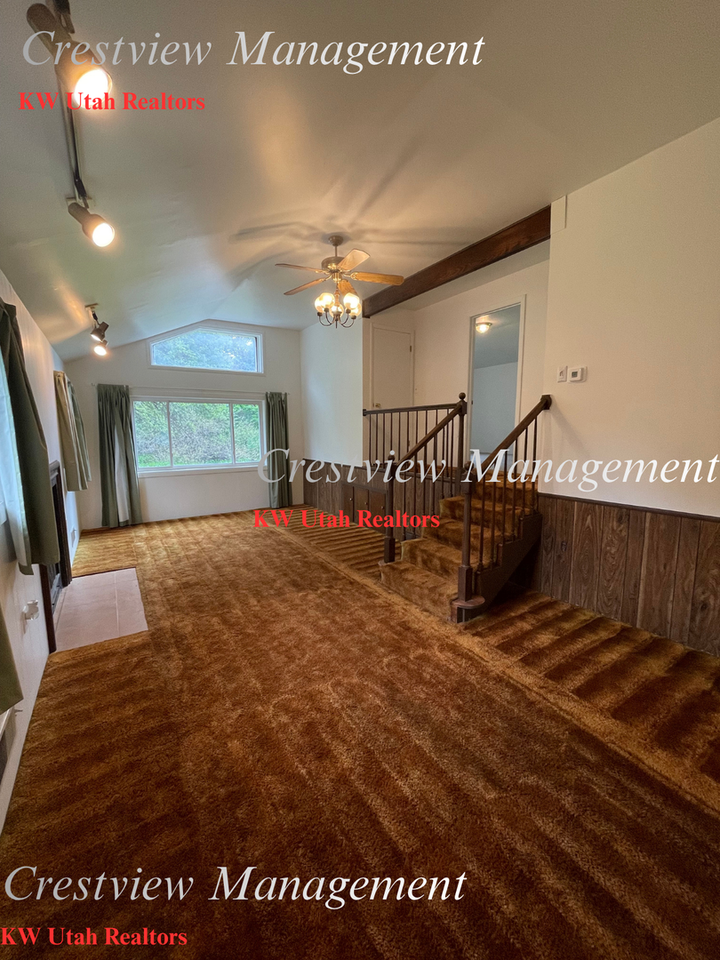 2225 E Fardown Ave - Photo 5 of 18