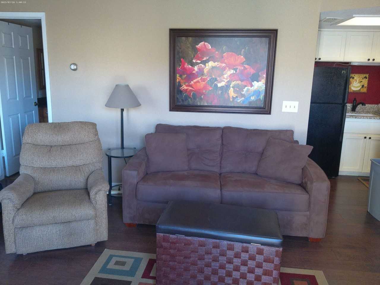1989 Mesquite Ave - Photo 4 of 36