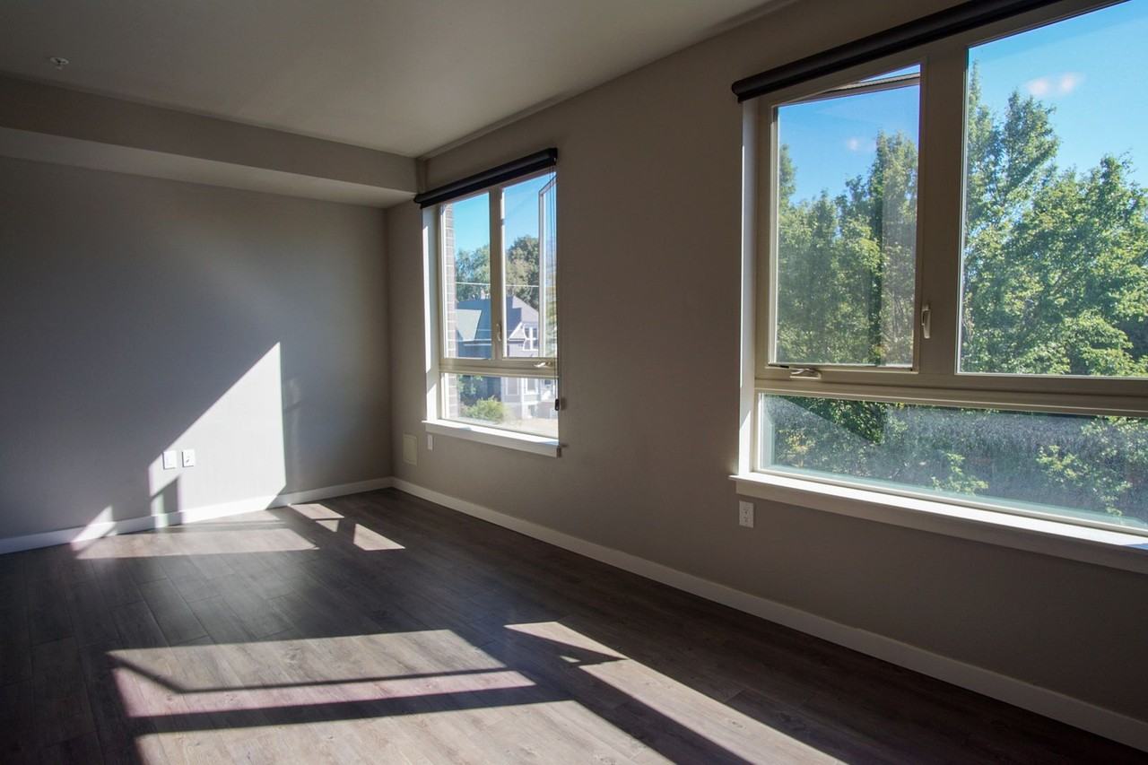 411 Se 14th Ave #305 - Photo 7 of 21
