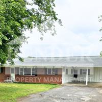 featured image of 919 Hackberry Dr Nw