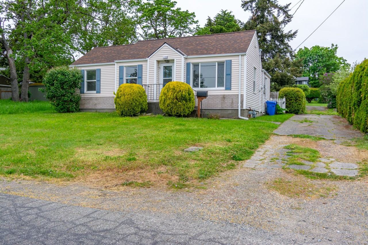 1190 Se 9th Ave - Photo 2 of 24