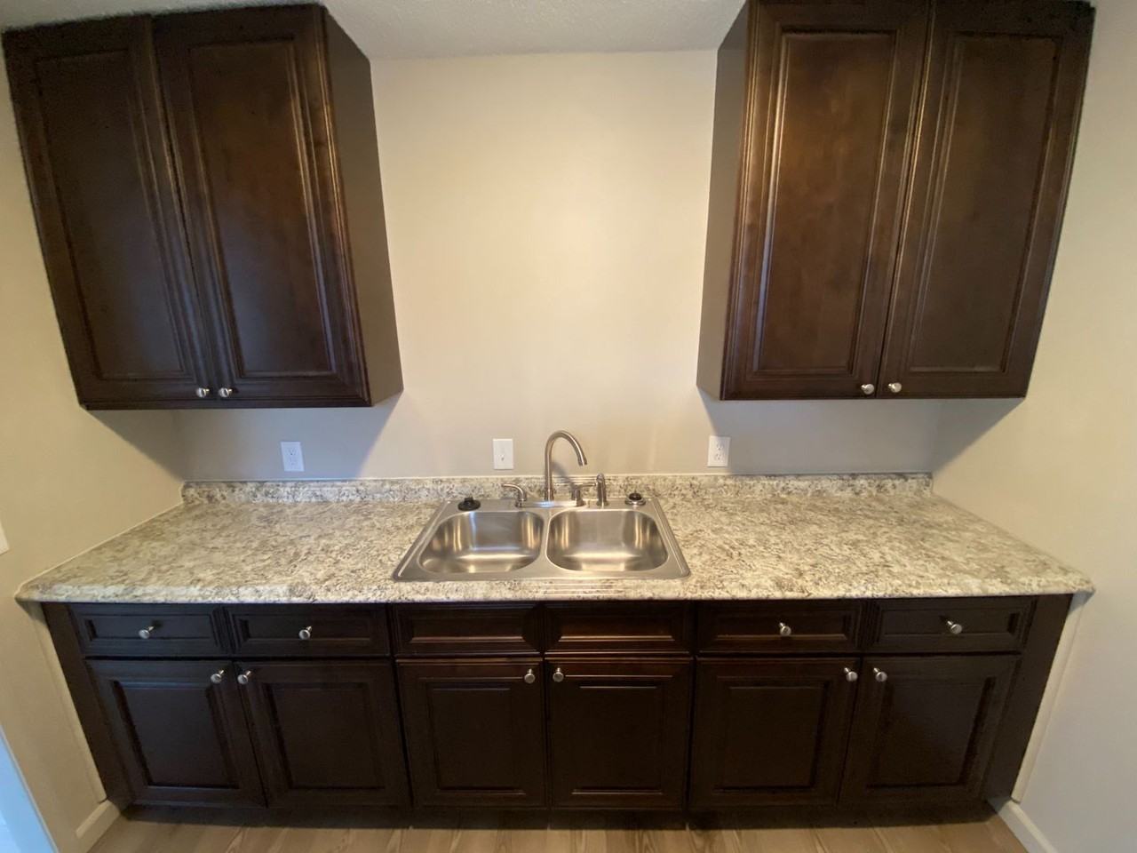 2908 Lawnridge Ct #C - Photo 5 of 11
