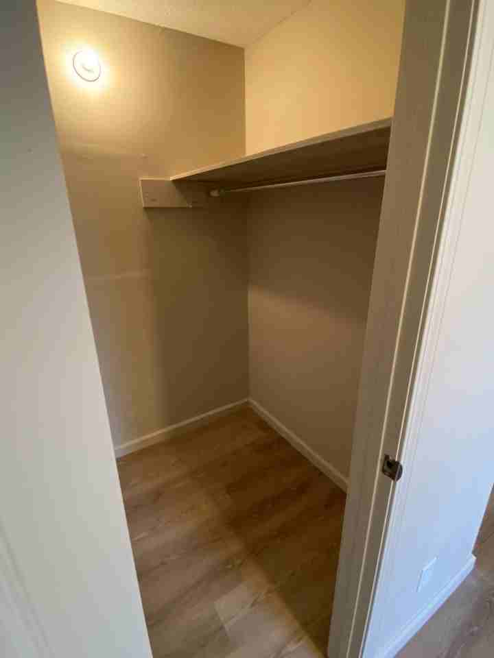 2908 Lawnridge Ct #C - Photo 7 of 11