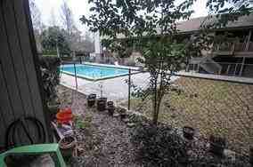 216 Dixie Dr - Photo 4 of 6