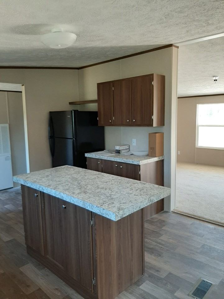 105 Foster Ferry Rd - Photo 7 of 11