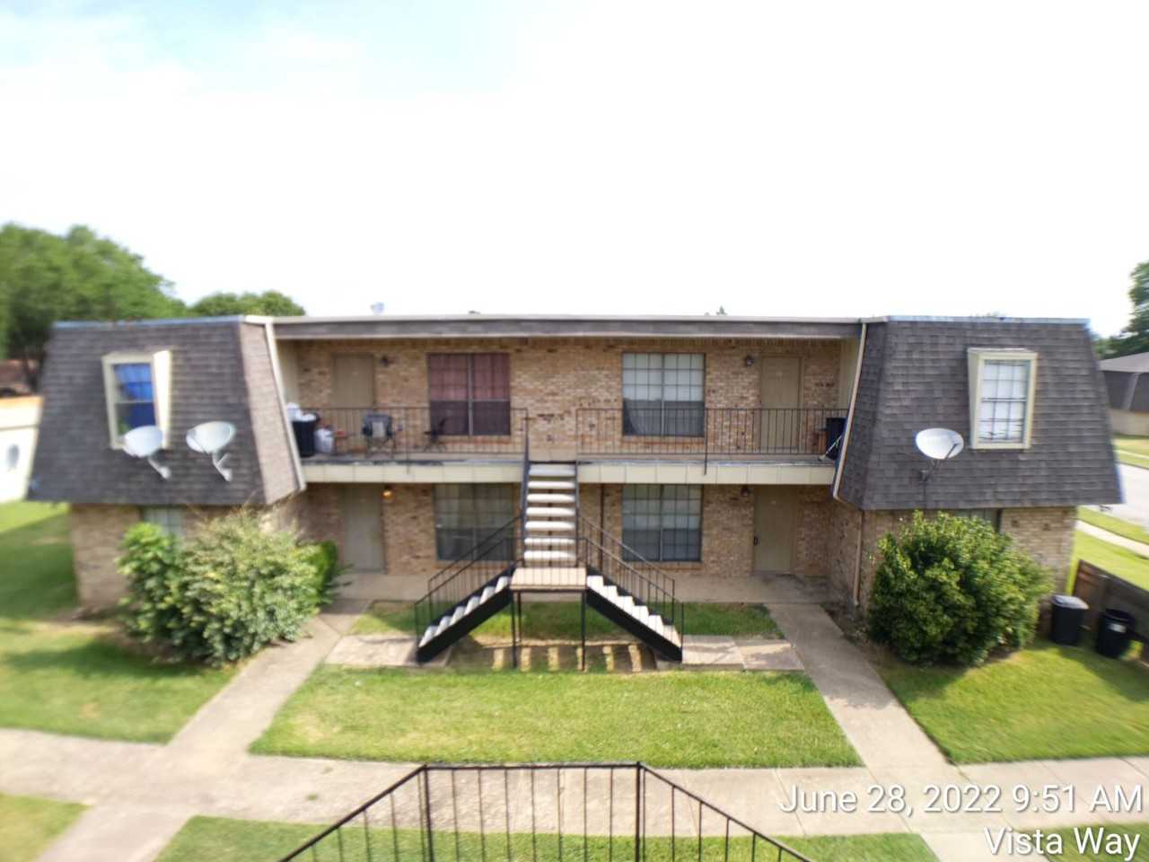 217 Vista Way - Photo 3 of 27