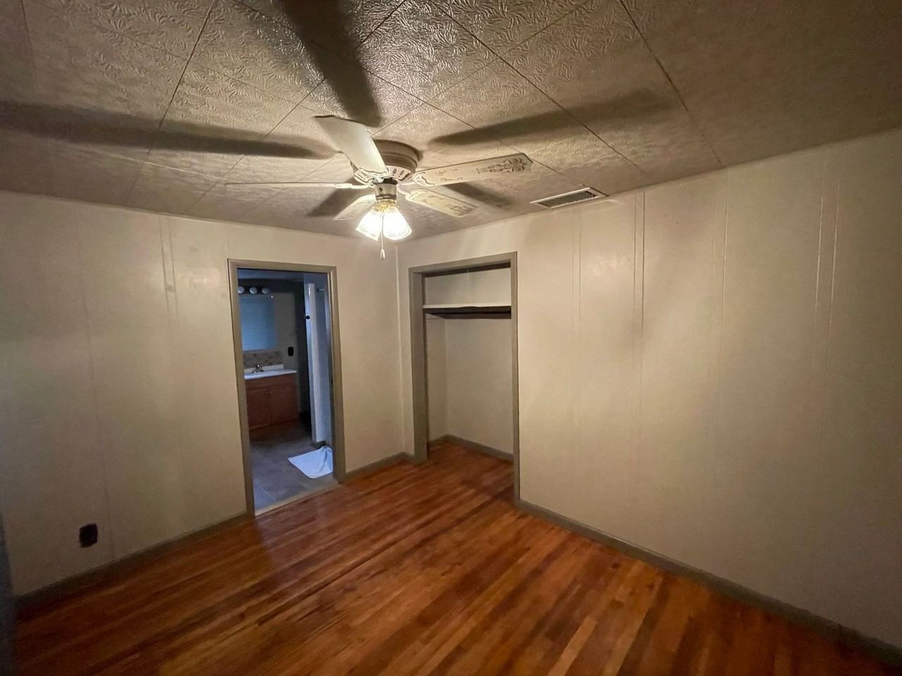 2301 Avenue A - Photo 7 of 14