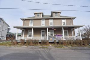 featured image of 3 Fairview St