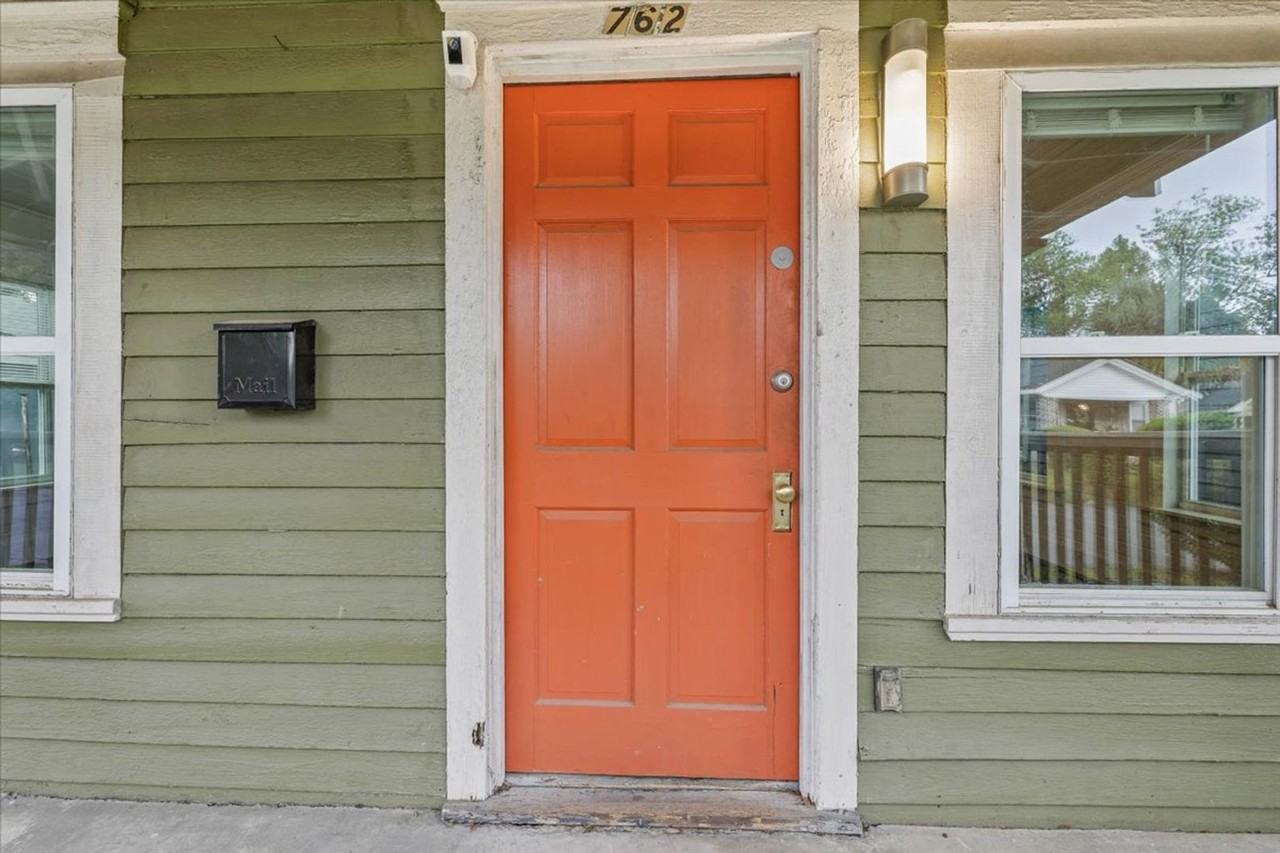 762 E Waldburg St - Photo 6 of 22