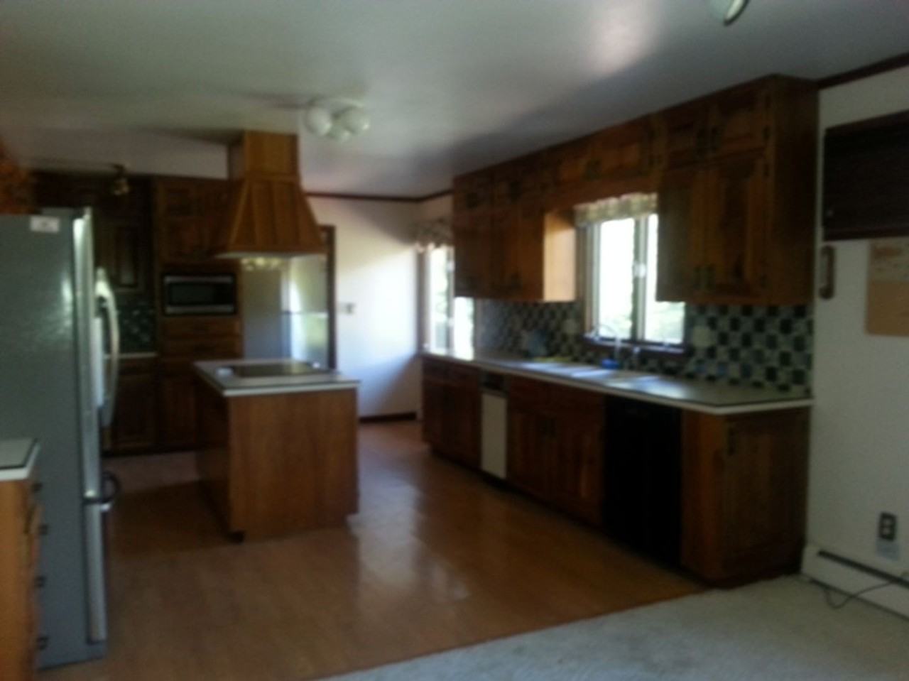 750 Country Club Rd - Photo 2 of 8