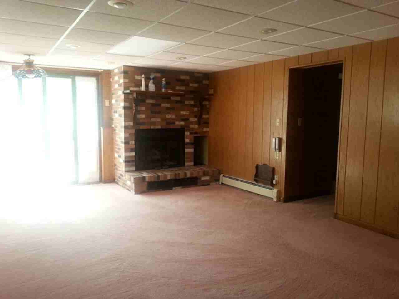 750 Country Club Rd - Photo 6 of 8