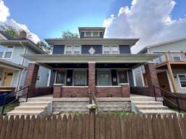 featured image of 1020 S Randolph St
