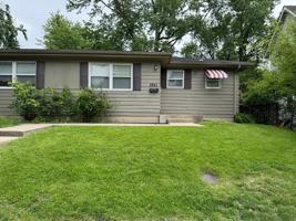 featured image of 2841 E 19th St
