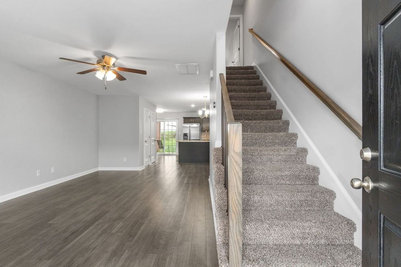 205 Alexander Blvd - Photo 4 of 29