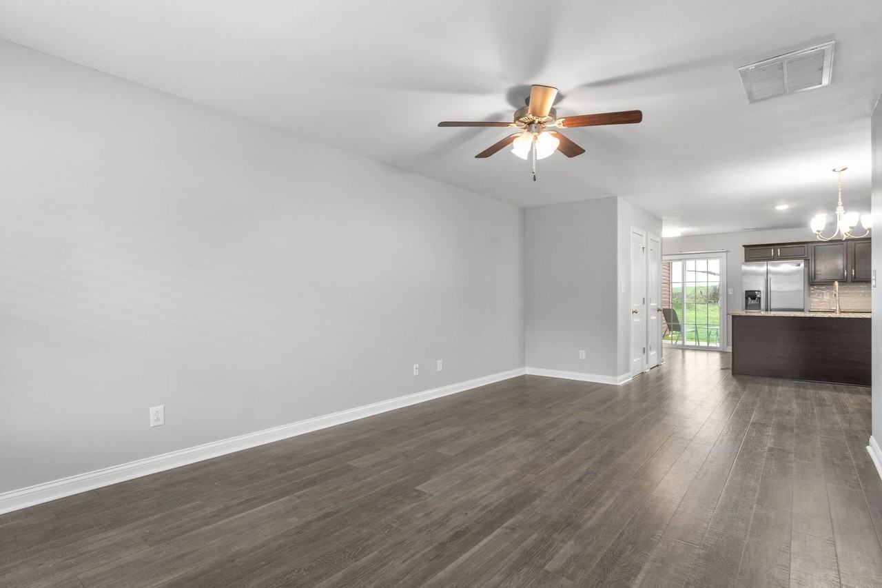 205 Alexander Blvd - Photo 5 of 29