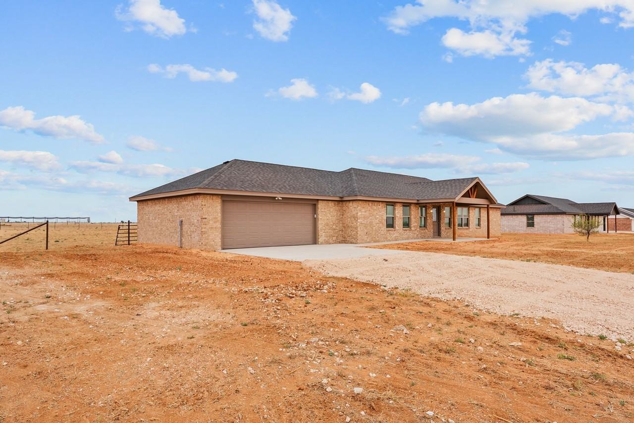14818 N County Road 1200 - Photo 2 of 33