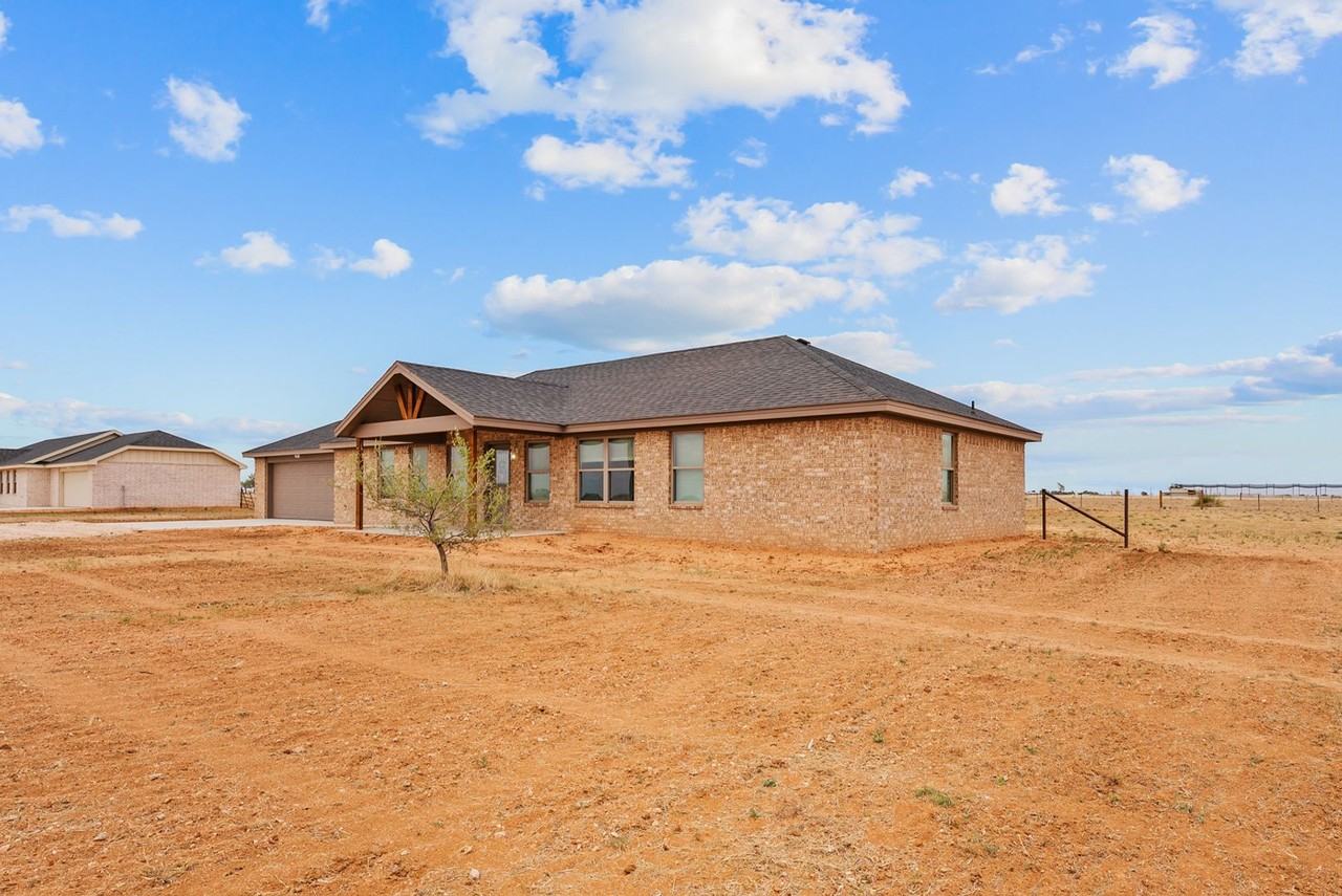 14818 N County Road 1200 - Photo 3 of 33