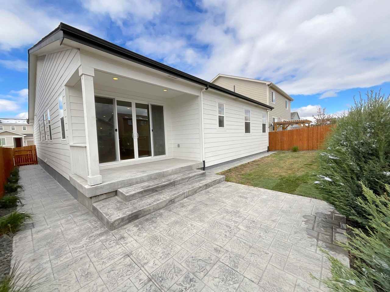 6253 Bodacious Cir - Photo 4 of 29