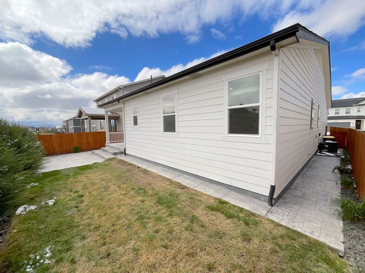 6253 Bodacious Cir - Photo 5 of 29