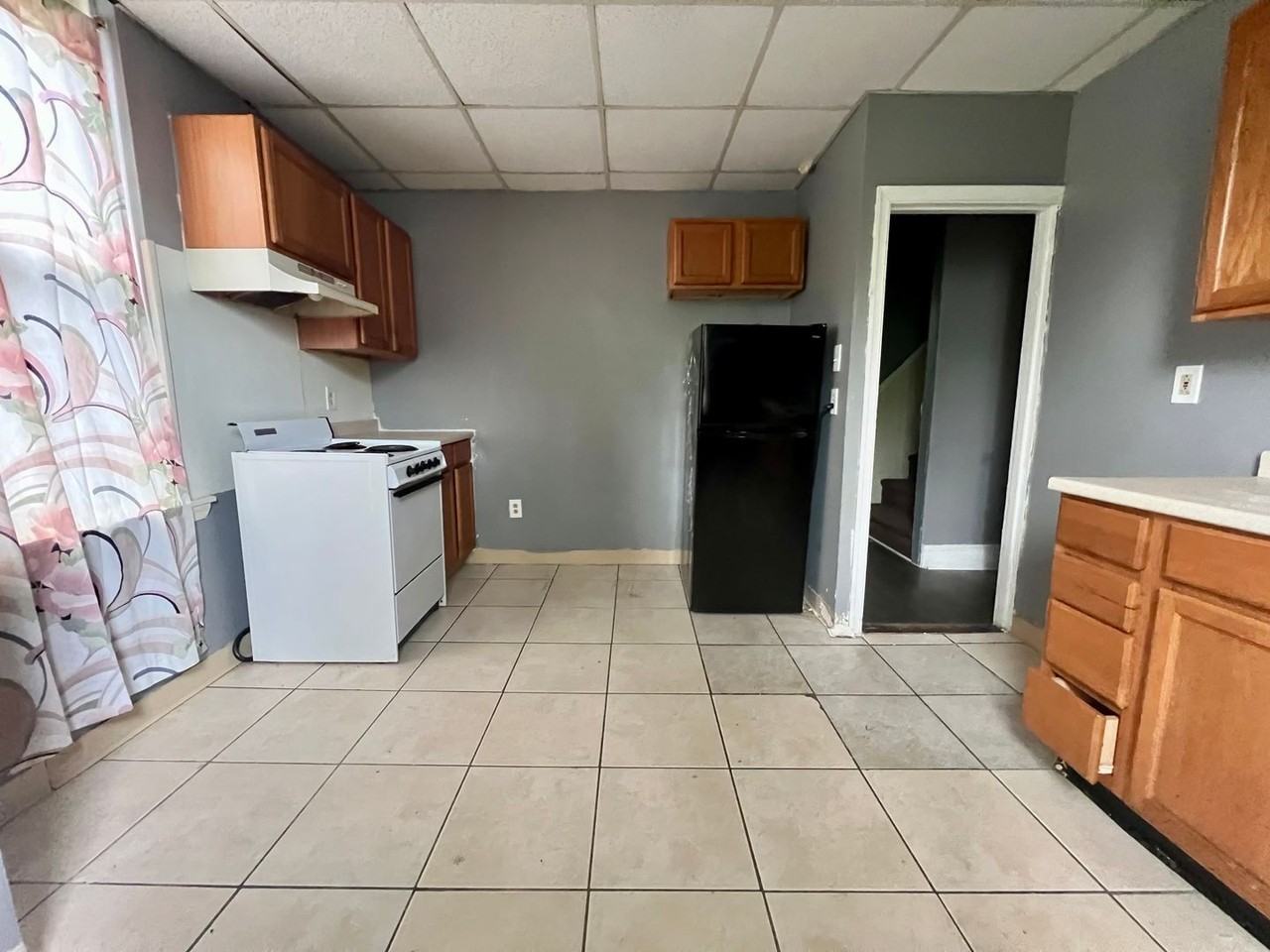 700 Pine St #2F - Photo 6 of 17
