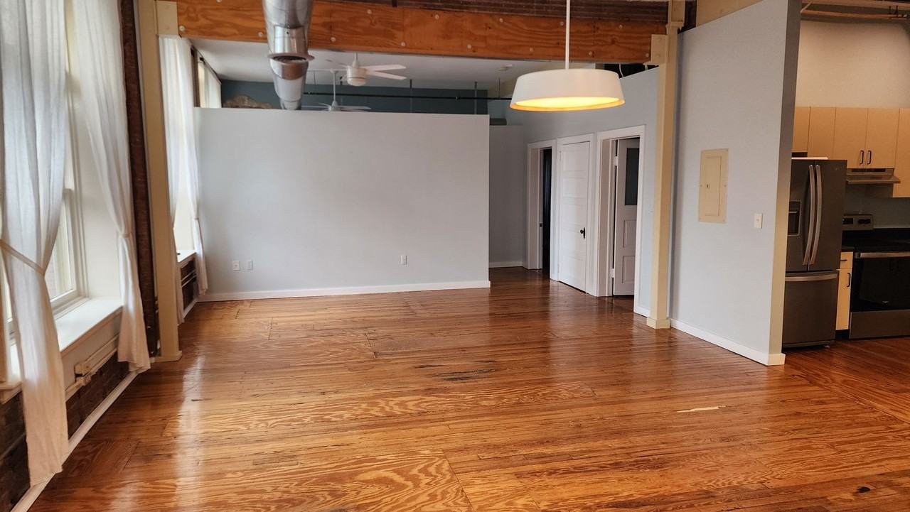 1204 1st Ave #303 - Photo 6 of 24
