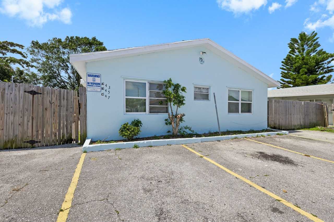 143 W 28th Street Riviera Beach FL 33404 - Photo 2 of 41