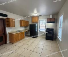 featured image of 461 Hayes St