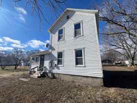 916 S 32nd St - Photo 1 of 1