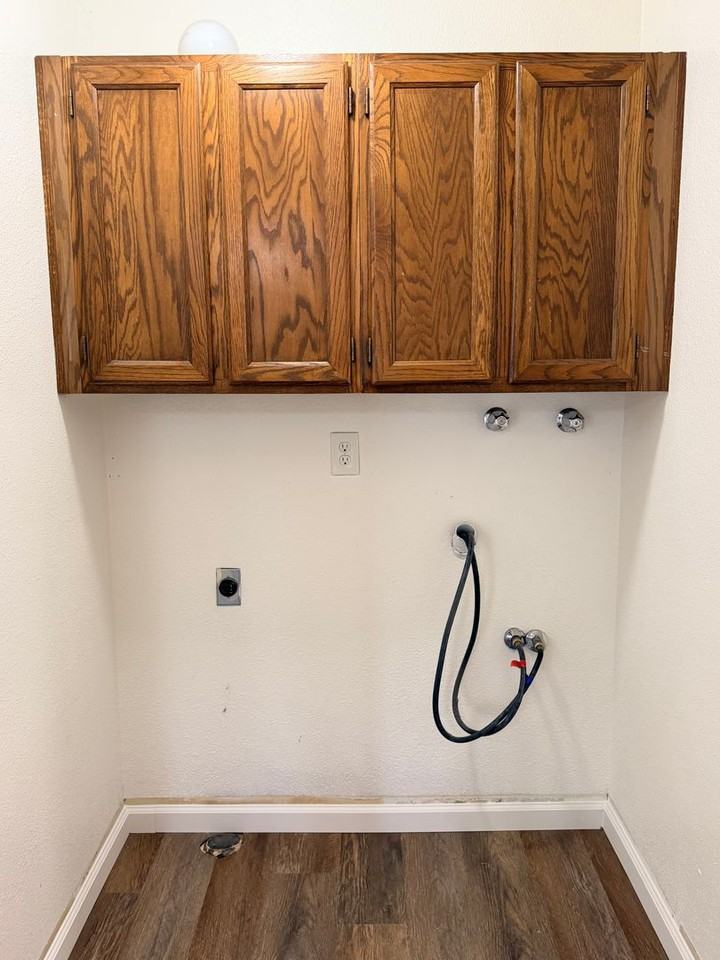 2189 Kietzke Ln #G - Photo 7 of 9