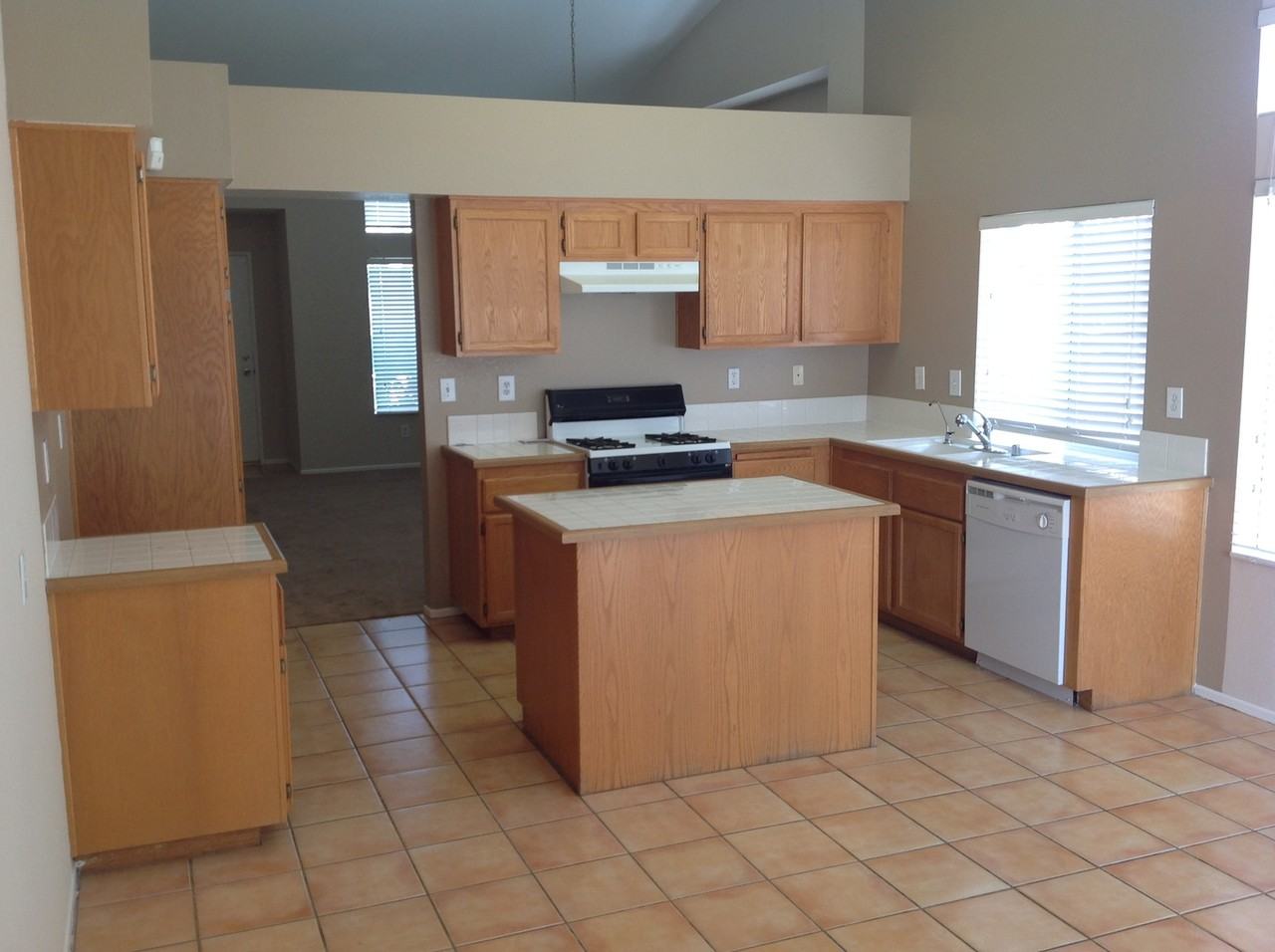 13785 Salado Way - Photo 5 of 21