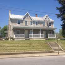 127 W Burd St - Photo 1 of 1