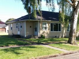 featured image of 1034 18th Ave