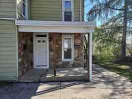 featured image of 523 Center St