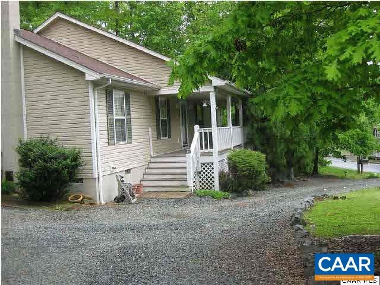 24 Zephyr Rd - Photo 2 of 9