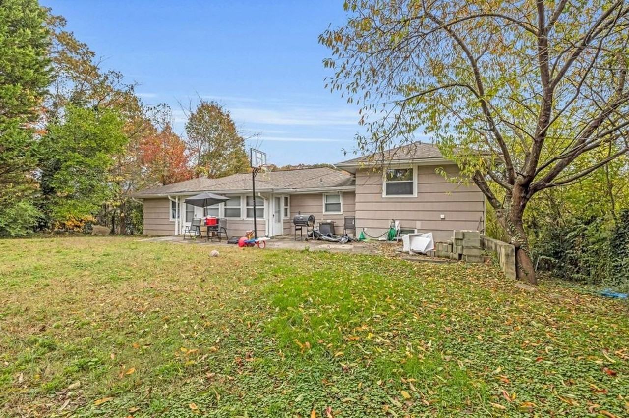 207 S Germantown Rd - Photo 3 of 15