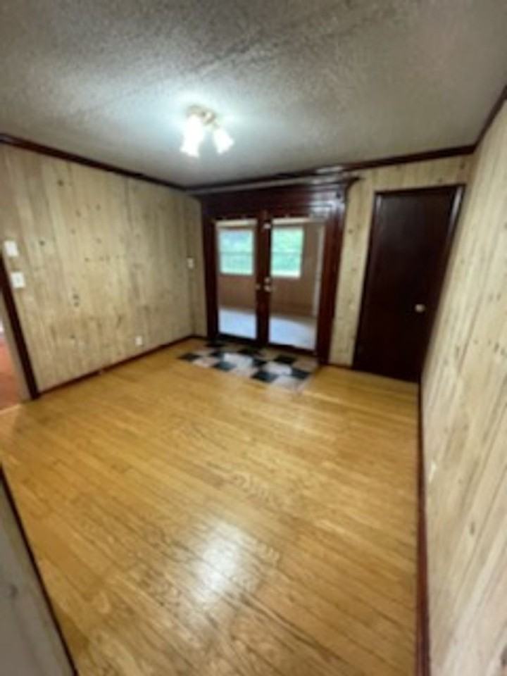 207 S Germantown Rd - Photo 6 of 15