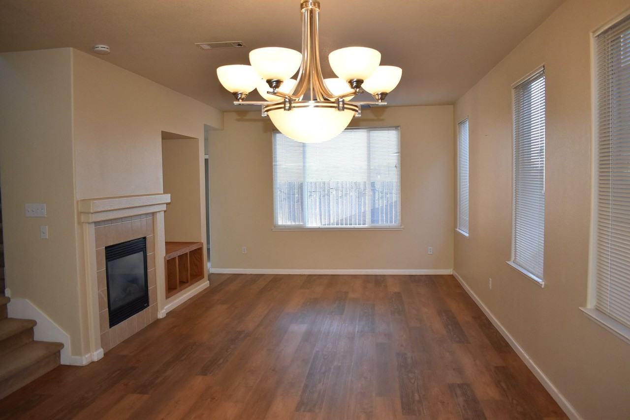 1114 Villaggio Cir - Photo 5 of 21