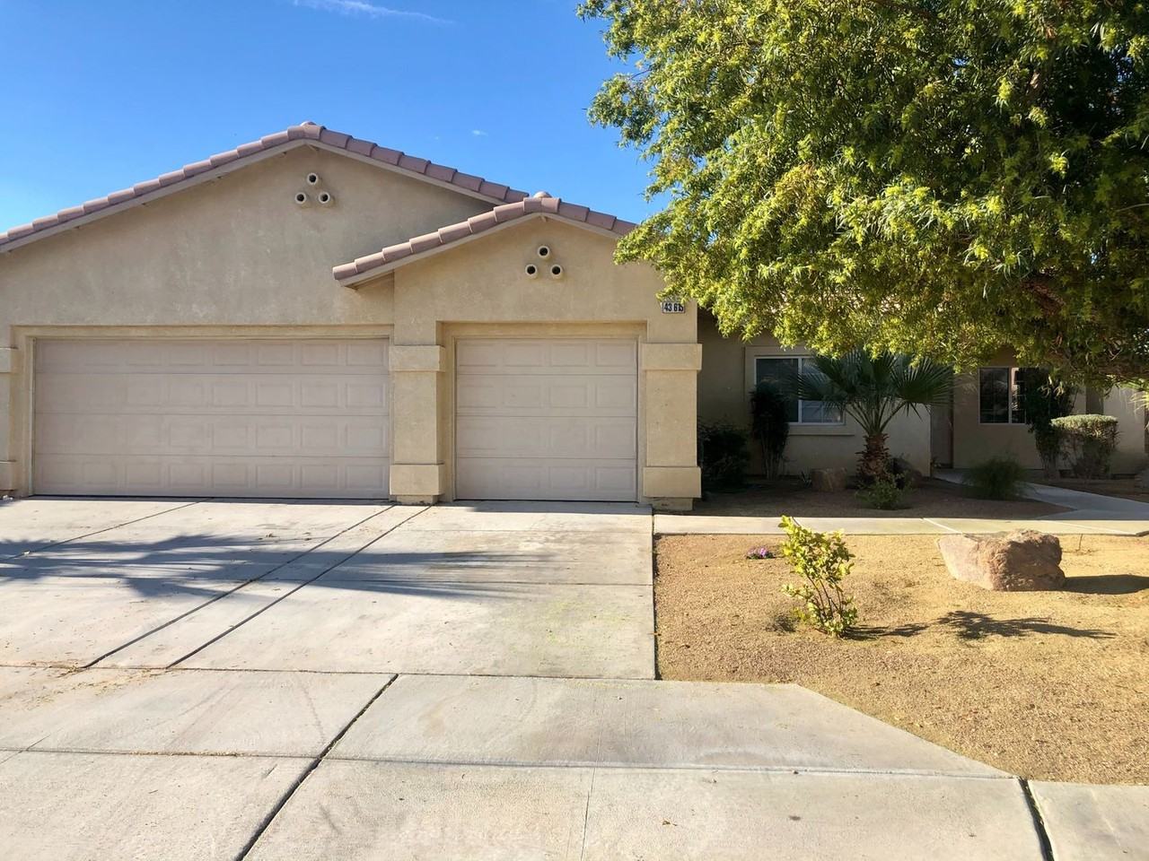 43615 Roebelenii Way - Photo 2 of 21