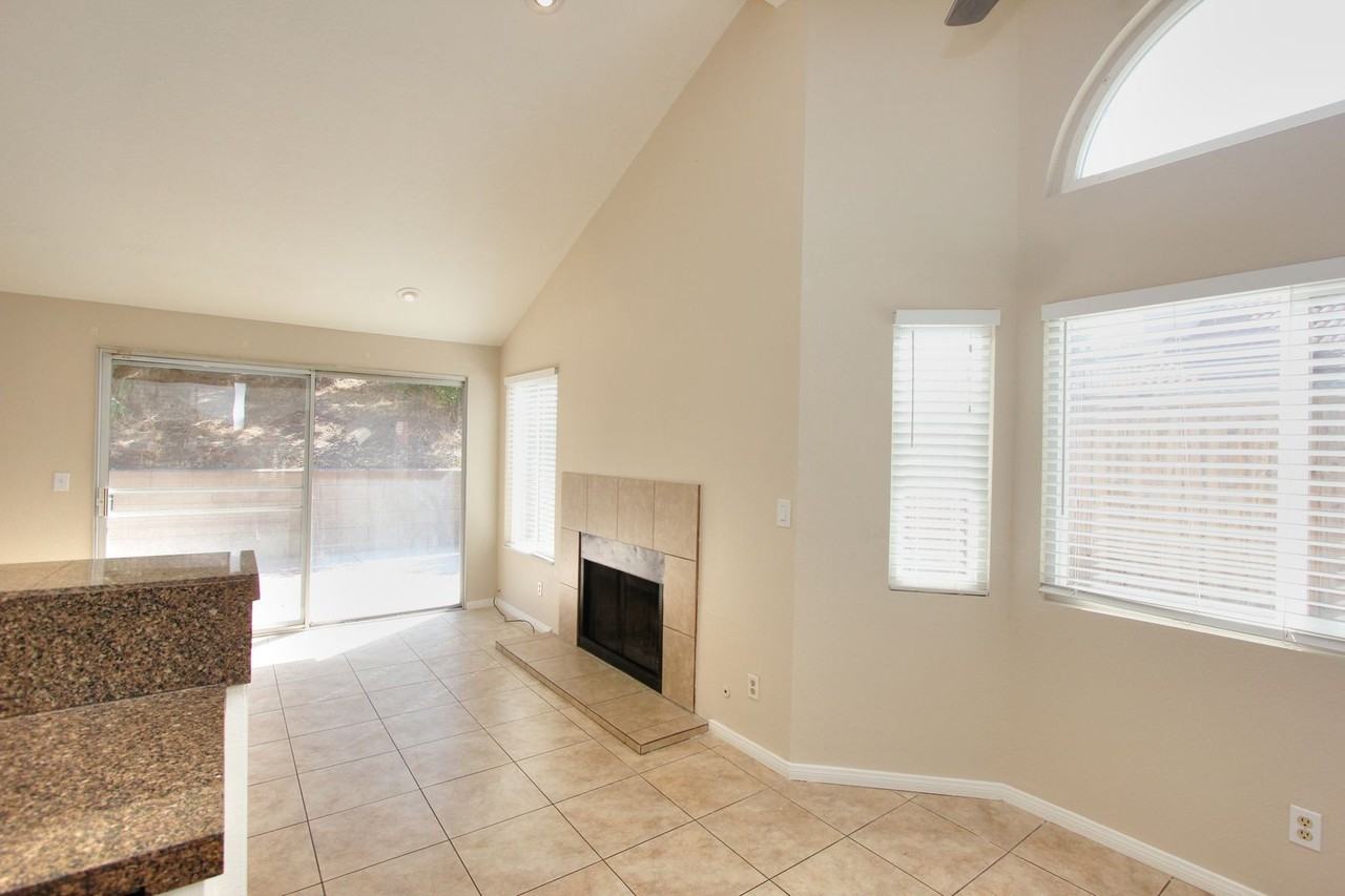 15721 Laguna Ave - Photo 6 of 17