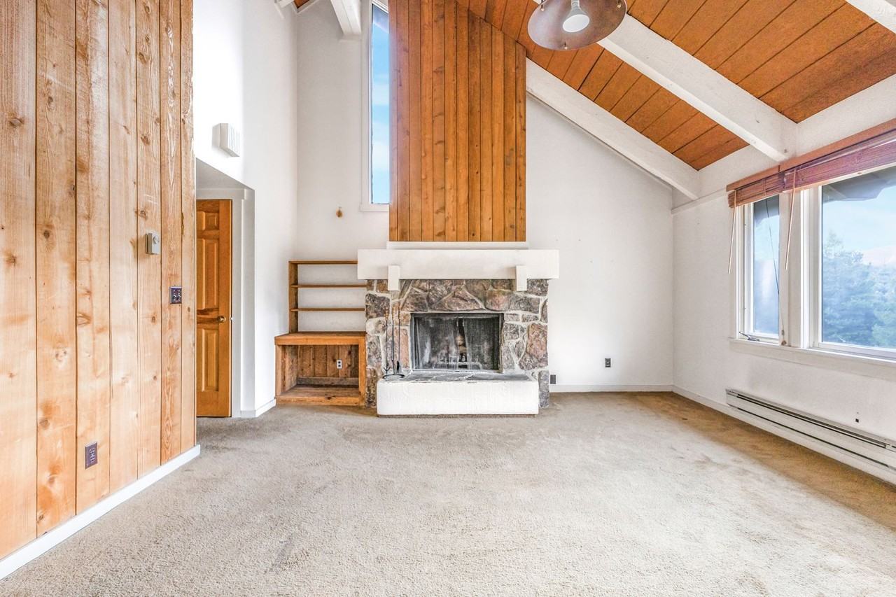Yellowstone Club Trl - Photo 2 of 15