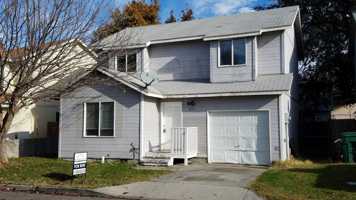 featured image of 825 S Elm St