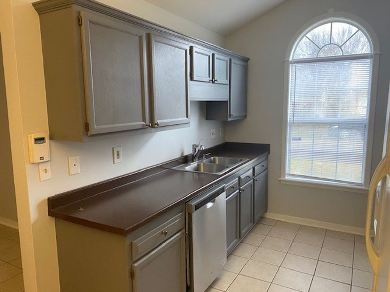 321 Audubon Cir - Photo 3 of 14