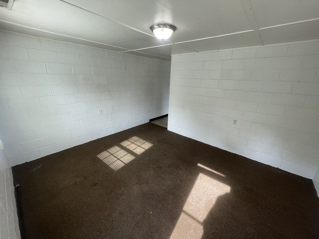 1119 Gregg St - Photo 4 of 13