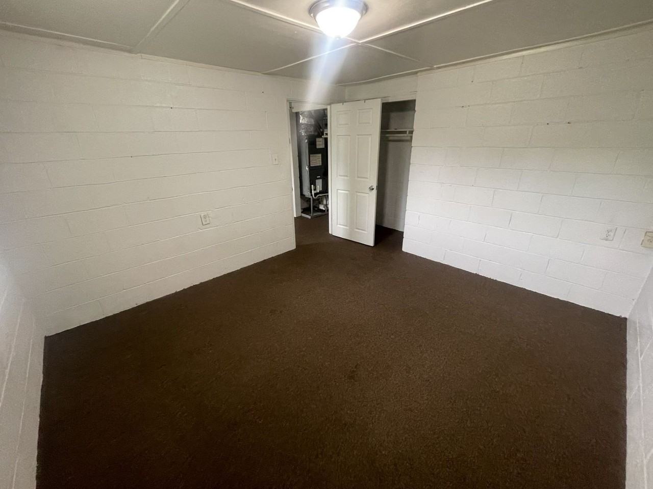 1119 Gregg St - Photo 6 of 13