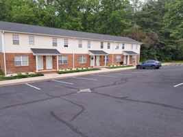 featured image of 301 E Lake Dr #8